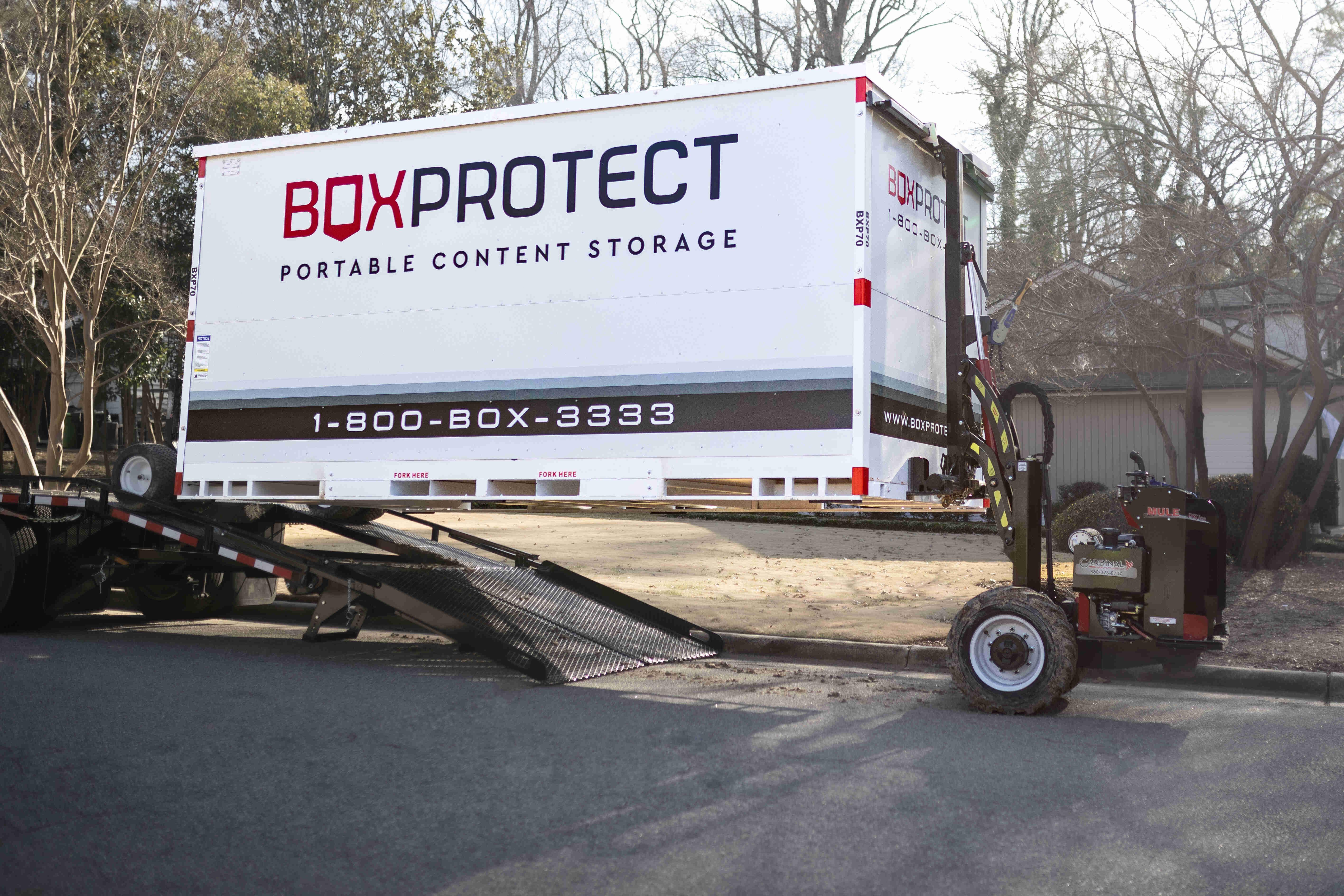 Box Protect portable storage loading